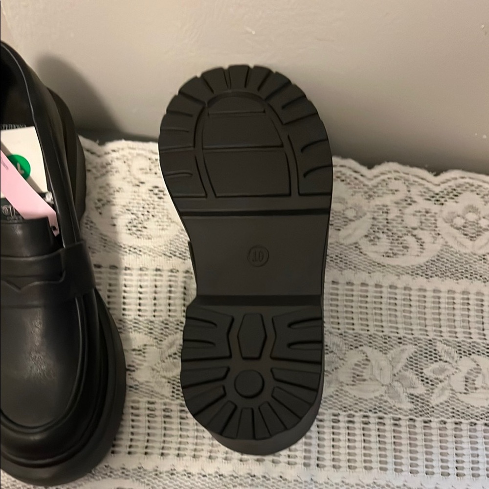 Wild Fable Black Chunky Sole Loafers NWT - Picture 4 of 4